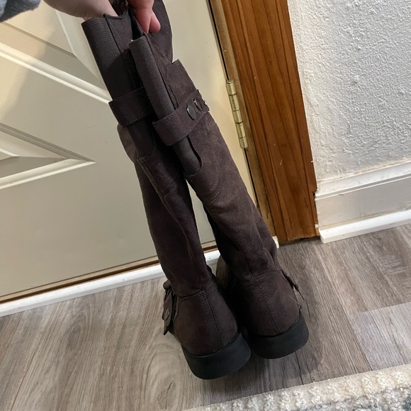 Bongo Tall Boots - Picture 3 of 6